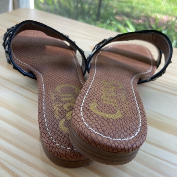 ✨2/$20✨ Sam Edelman Black Slip on Slide Sandals  Black with Studs Size 6.5 - Picture 7 of 8